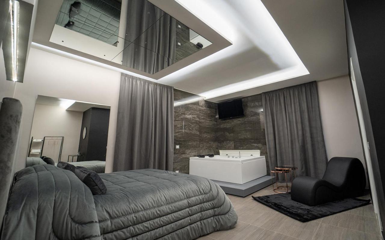 Intimity Luxury Rooms Qualiano Exterior photo